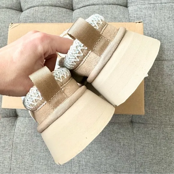 🍂 New UGG Tazz Platform Slipper Sand shoes