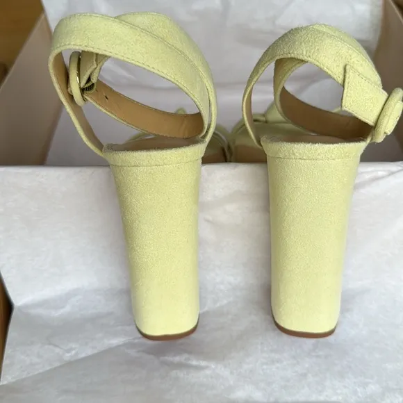 - nib ALEXANDRE BIRMAN Clarita Curve Platform Sandals in Yellow – Size 7.5
