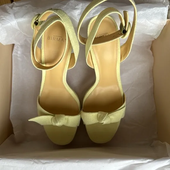 - nib ALEXANDRE BIRMAN Clarita Curve Platform Sandals in Yellow – Size 7.5