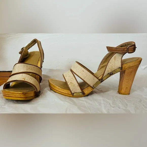 1970s Qualicraft Platform Sandals Made in Greece Size 8.5 EUC
