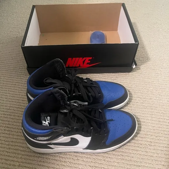 2020Air Jordan 1 Retro High OG 'Royal Toe'