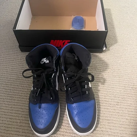 2020Air Jordan 1 Retro High OG 'Royal Toe'