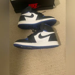 2020Air Jordan 1 Retro High OG 'Royal Toe'