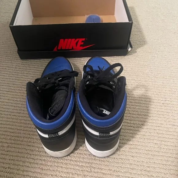 2020Air Jordan 1 Retro High OG 'Royal Toe'