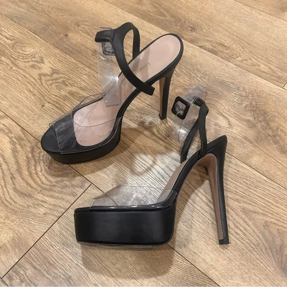 $620 ANDREA WAZEN Antigone PVC platform ankle strap sandals in black - Size 6.5
