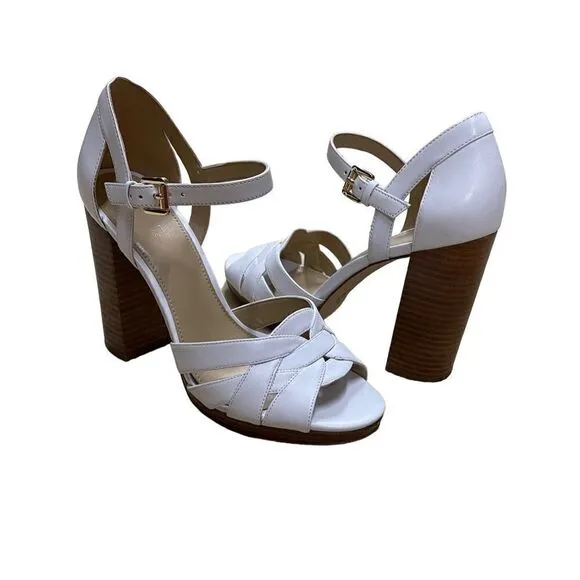 🌟70% OFF🌟 Michael Kors 🌟White Platform Sandals