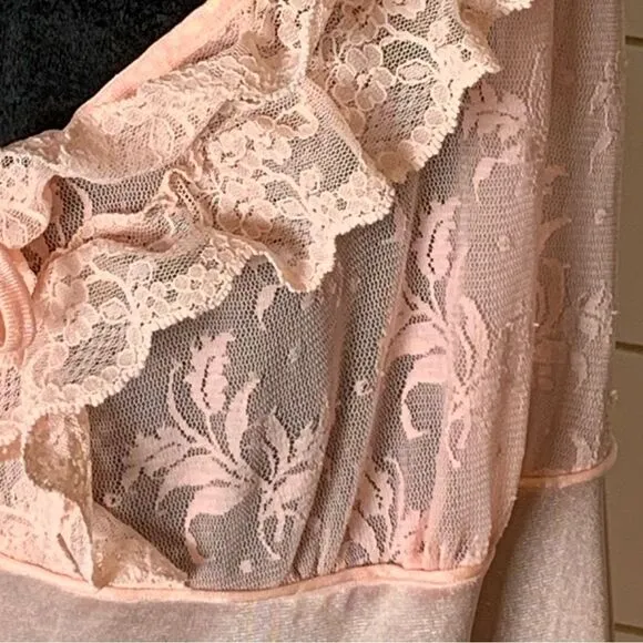 70s sheer Pandora by chic lingerie nightgown peach lace women’s size large