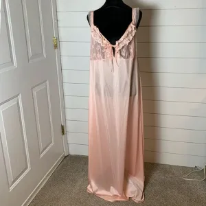 70s sheer Pandora by chic lingerie nightgown peach lace women’s size large