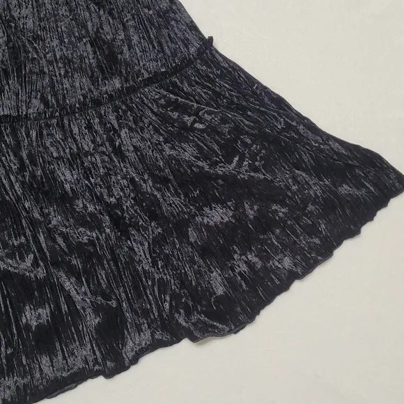 90s Vintage Black Tiered Crushed Velvet Stretch High Waist Midi Prairie Skirt