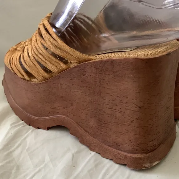 90’s/Y2K Vintage Chunky Platform Sandals/Mules