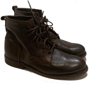9.5 / Vintage Bonobos