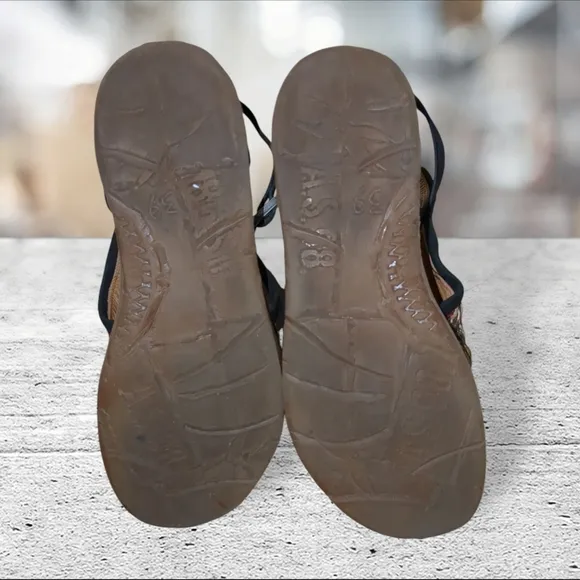 A. S. 98 rascal sandals size 39 8.5-9 US