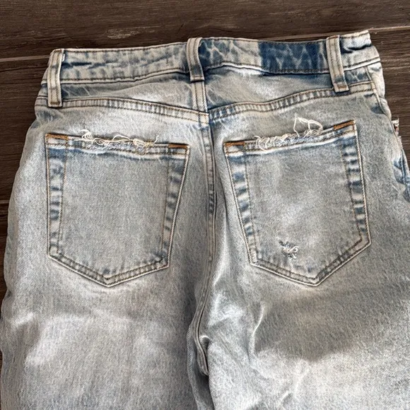Abercrombie High Rise Dad Blue Jean Size 25 Curve Love
