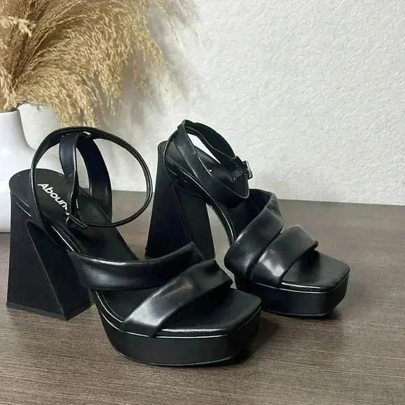 Abound Tracy Platform Sandals