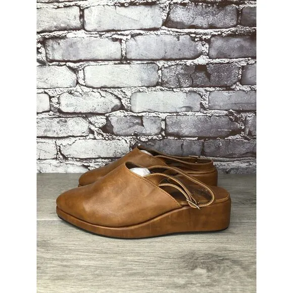 Abstract Stimulus Brown Leather Pointed Toe Platform Mule Shoes Women 8US/38.5EU