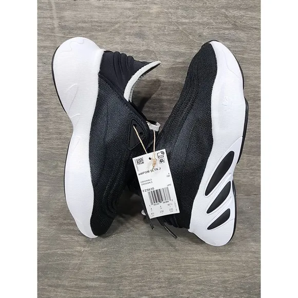 Adidas Adifom SLTN J Black &amp; White Running Shoes Size 4.5 Youth