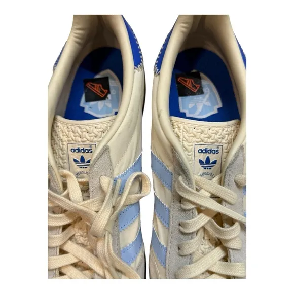 Adidas Cream and Blue Retro Sneakers NWOT