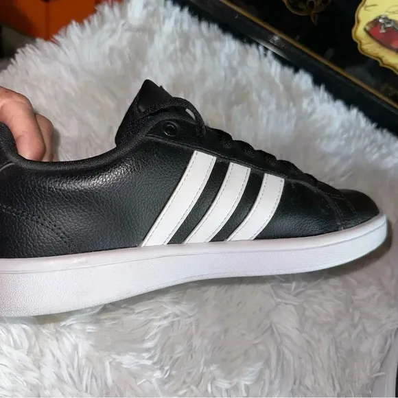 Adidas Neo Cloudfoam Core Black and white stripes Men's size 9.5 New Condition