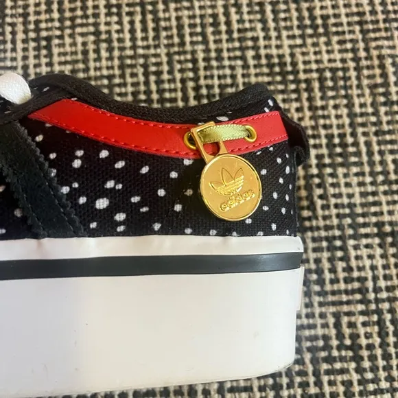 Adidas Nizza x Disney 101 Dalmations Platform Shoes Sneakers - used only 1 time