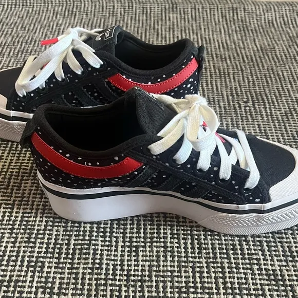 Adidas Nizza x Disney 101 Dalmations Platform Shoes Sneakers - used only 1 time