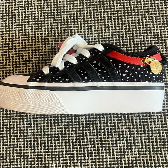 Adidas Nizza x Disney 101 Dalmations Platform Shoes Sneakers - used only 1 time