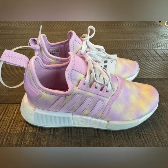 Adidas NMD_R1 Mesh Athletic Running Shoes Youth/Kids' Size 4.5 (NWT)