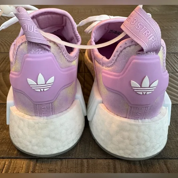 Adidas NMD_R1 Mesh Athletic Running Shoes Youth/Kids' Size 4.5 (NWT)