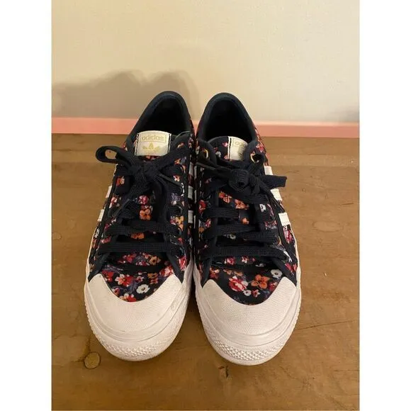 Adidas Originals size 7 Nizza Platform Shoes sneakers blue black floral