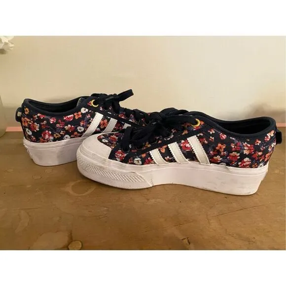 Adidas Originals size 7 Nizza Platform Shoes sneakers blue black floral