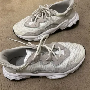 Adidas Ozweego Cloud White Sneakers Size 7 Men's Chunky Casual Trendy Shoes