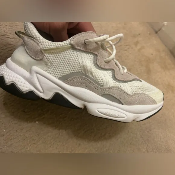 Adidas Ozweego Cloud White Sneakers Size 7 Men's Chunky Casual Trendy Shoes