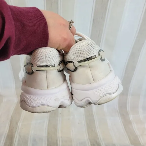 Adidas Ozweego Sneakers Tennis Shoes White Size 6
