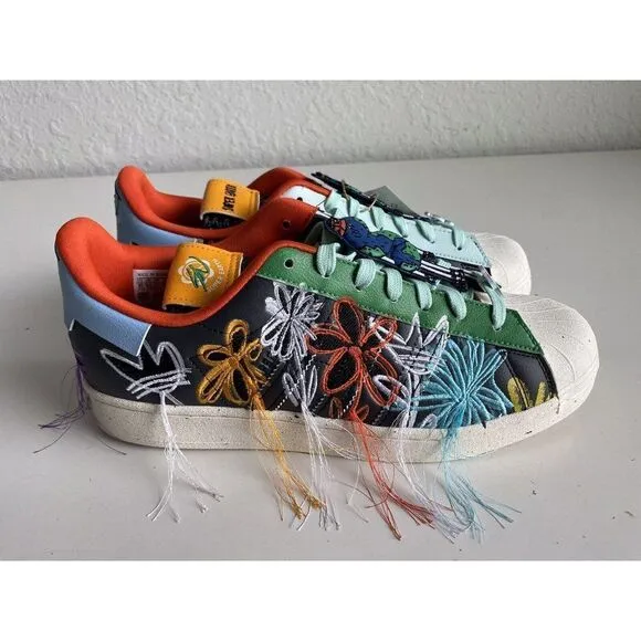 Adidas Superstar Super Earth SST AEC SW Men's Size 10 Shoes GX3823 &amp; Shoelaces