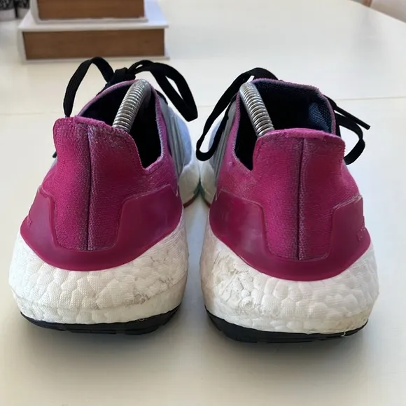 Adidas Ultraboost 22 Pink and Purple Sneakers Ladies Running Shoes Size 10