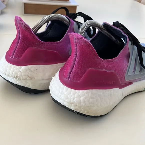 Adidas Ultraboost 22 Pink and Purple Sneakers Ladies Running Shoes Size 10