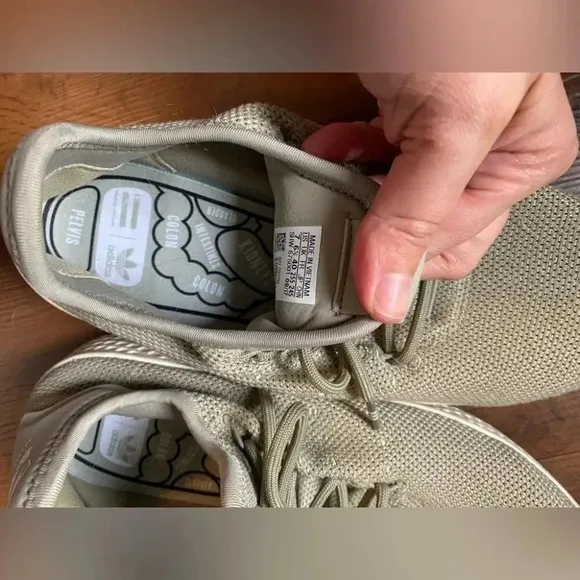 Adidas x Pharrell  Williams Hu Shoes // size 9