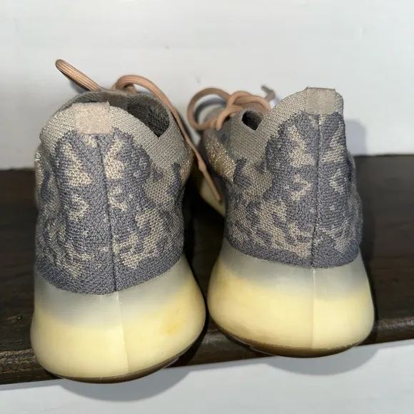Adidas YEEZY Stylish Gray and Tan Sneakers SHOES Size 7.5 Mens
