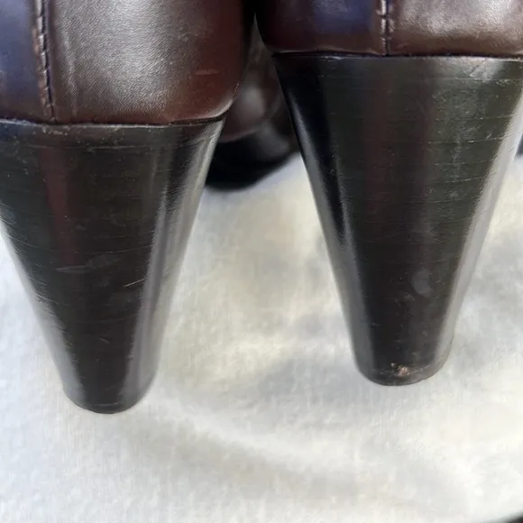 AGL Espresso Brown Side Zip Leather Ankle Bootie, Size 39.5