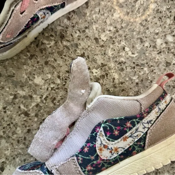 Air Jordan 1 Low ALT SE TD 'Floral' - EUC - Size 10C 🌸👟