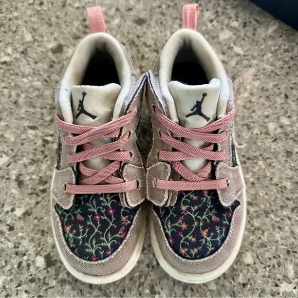 Air Jordan 1 Low ALT SE TD 'Floral' - EUC - Size 10C 🌸👟