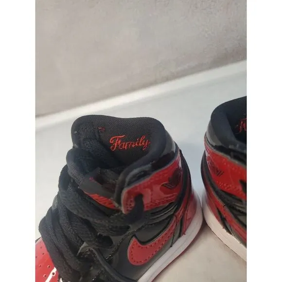 Air Jordan 1 Retro High OG TD 'Patent Bred'  Infant Size  4c Uk 3.5 ( 12 Month)