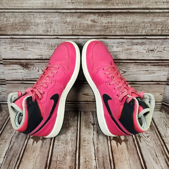 AIR JORDAN 1 Retro High Vivid Pink GS Youth 5Y 5 Shoe 332148-609 Rare Grail
