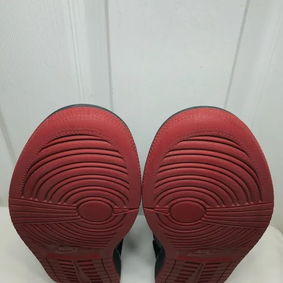 Air Jordan 1 Retro Mid 'Last Shot' 554724-076 Black Red Shoes Sz 11 (2018)