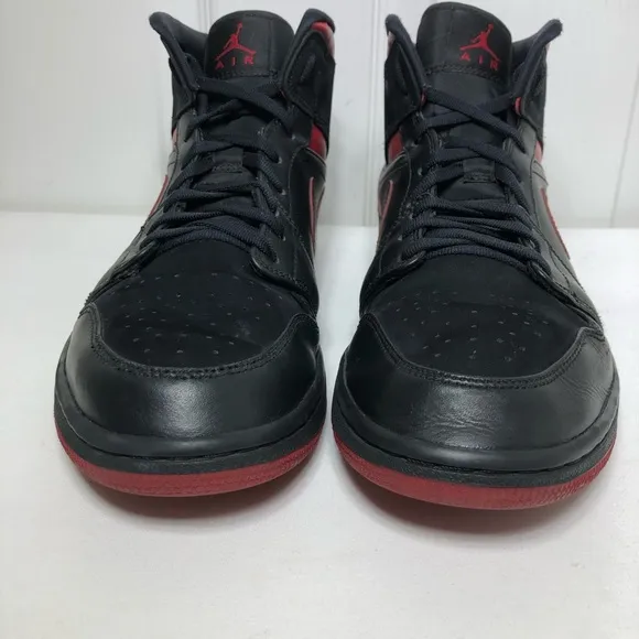 Air Jordan 1 Retro Mid 'Last Shot' 554724-076 Black Red Shoes Sz 11 (2018)