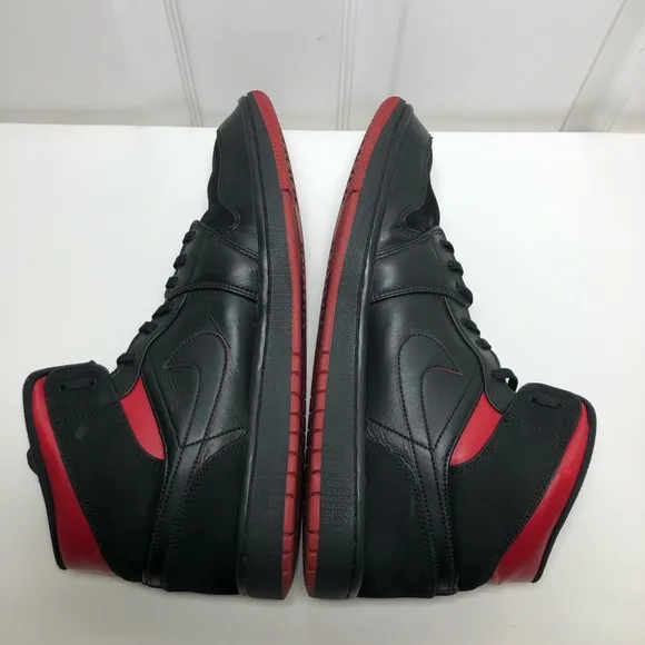 Air Jordan 1 Retro Mid 'Last Shot' 554724-076 Black Red Shoes Sz 11 (2018)