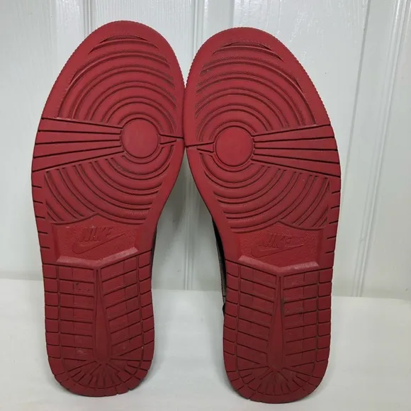 Air Jordan 1 Retro Mid 'Last Shot' 554724-076 Black Red Shoes Sz 11 (2018)