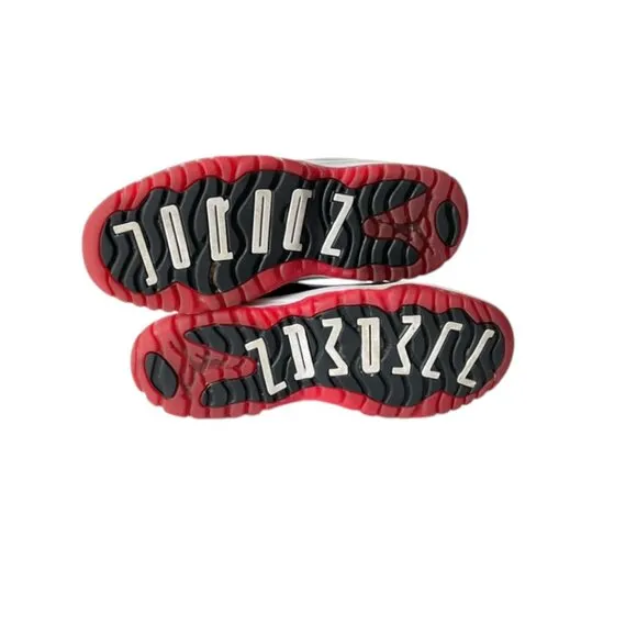 Air Jordan 11 Retro Low sneaker shoes youth