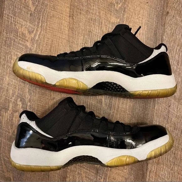 Air Jordan 11 XI Retro Low Infrared 23 Black