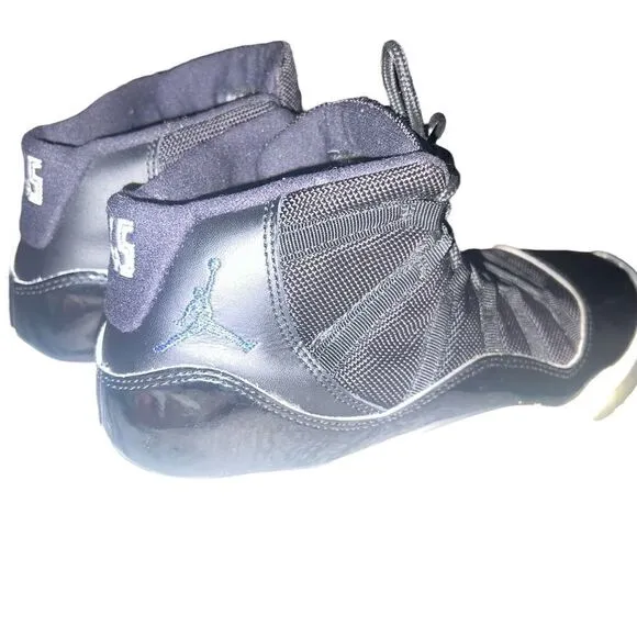 Air Jordan 11 Retro Space Jam 2016 6.5 Youth (8 Women’s)