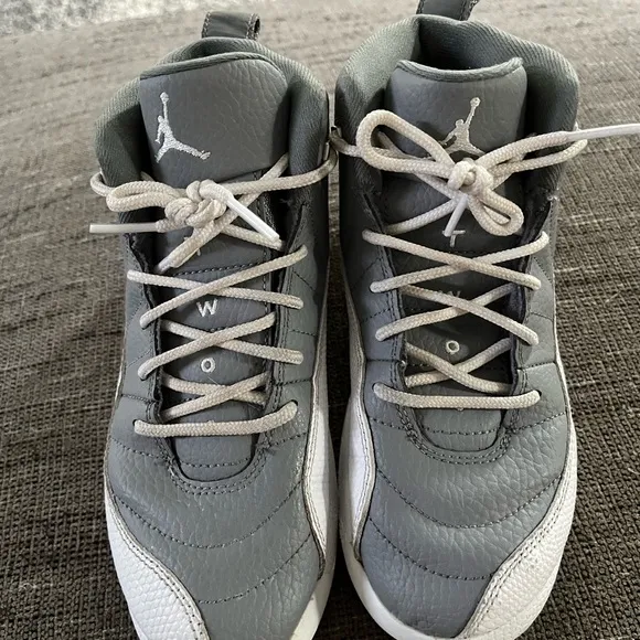 AIR JORDAN 12 RETRO STEALTH Youth size 2